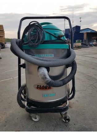 Halı Koltuk Yıkaması Ve Süpürge Flora Ex260 60 Lt.